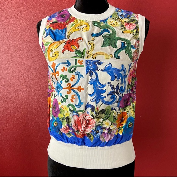 Dolce & Gabbana Sleeveless Majolica Print Multicolor Silk Top - Picture 1 of 11